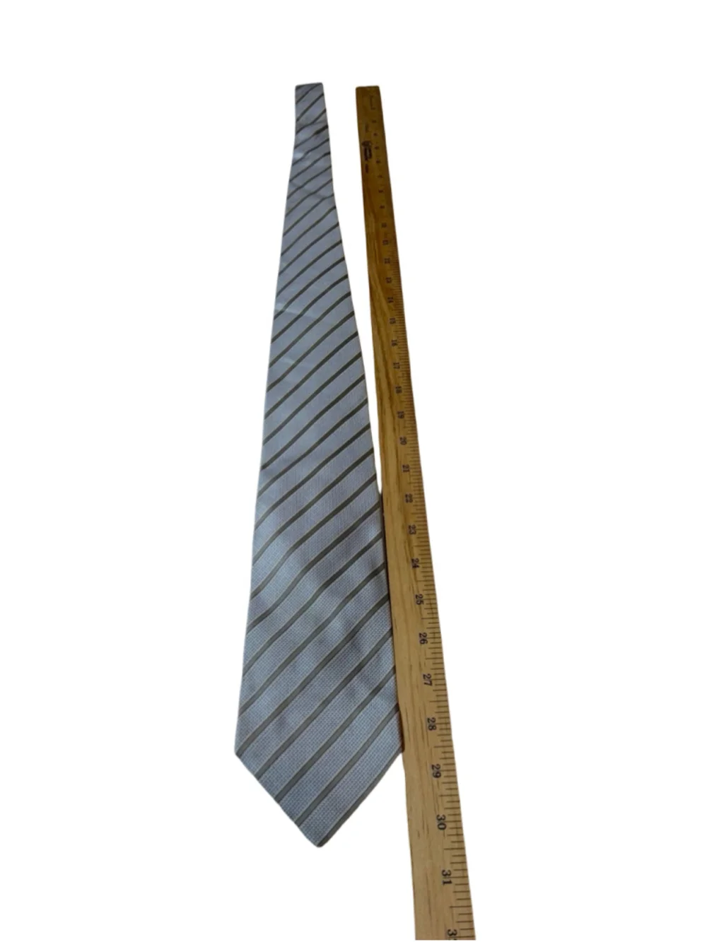 Gucci Made in Italy 100% Silk Blue Gray Striped Luxury Men’s Tie